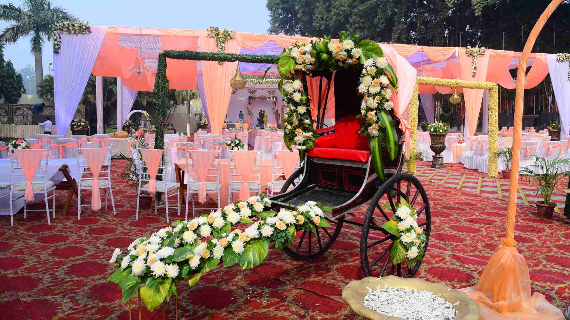 Carlton yellow wedding decor